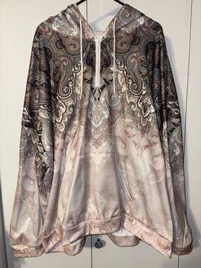 Paisley Print Hooded Pullover in Taupe and Ivory